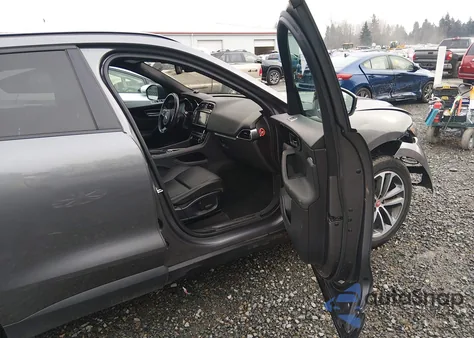 2018 Jaguar F-Pace 20D Premium from USA, damaged, VIN SADCJ2FN4JA272737